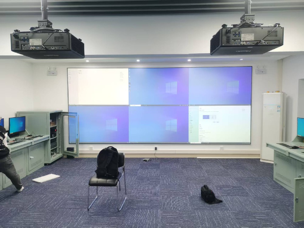 海军工程大学某实验室（华录HL-DU750Cx2，淳中双通道融合）